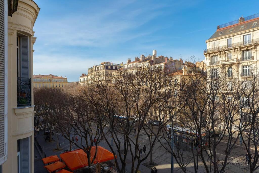 Superbe Appart, Central, Petit Balcon & Vue Place Marseille Exteriör bild